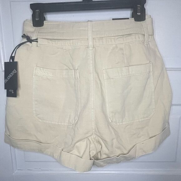 NWTs Blank NYC Marshmallow Shorts Size 27 - Picture 7 of 12
